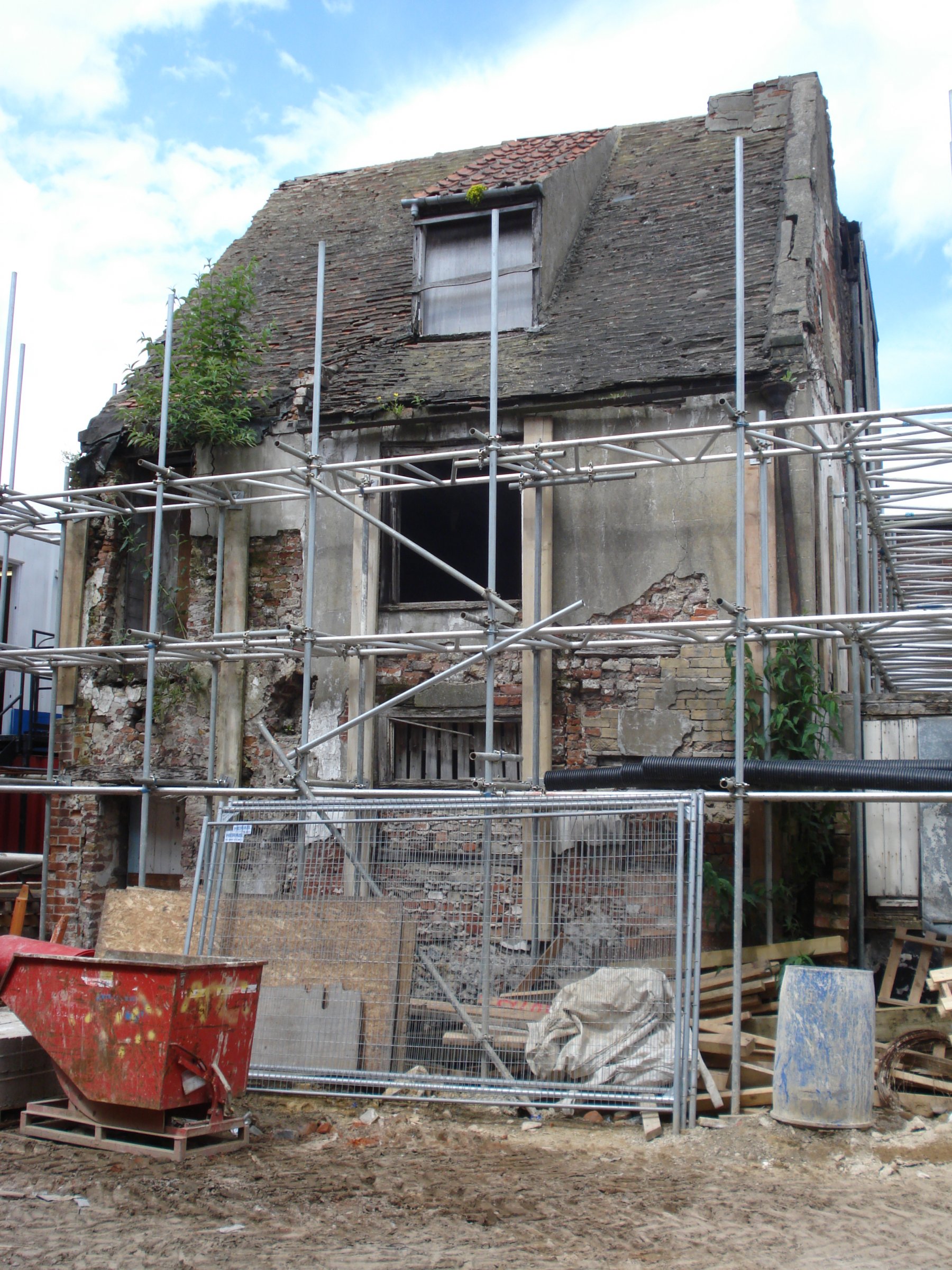 Bretts warehouse, 17th century merchant house